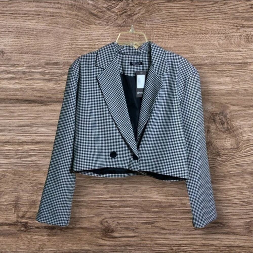 NWT nasty gal, dogtooth check cropped black blazer. Size 12